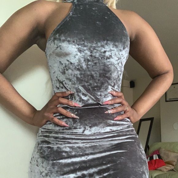 Velvet midi high neck dress - Picture 3 of 5